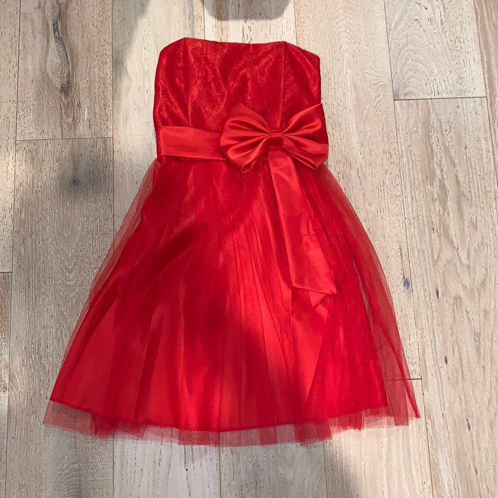 Strapless red dress